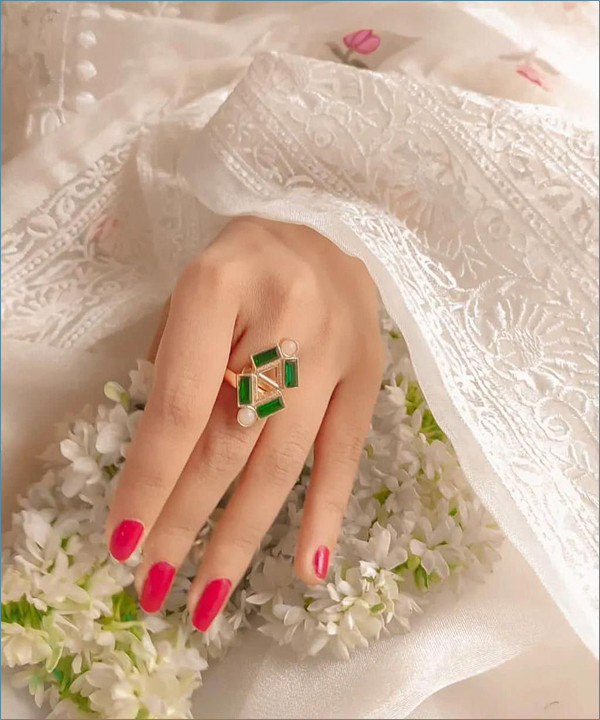 Nazia Luxe Off-White Zari Organza Saree