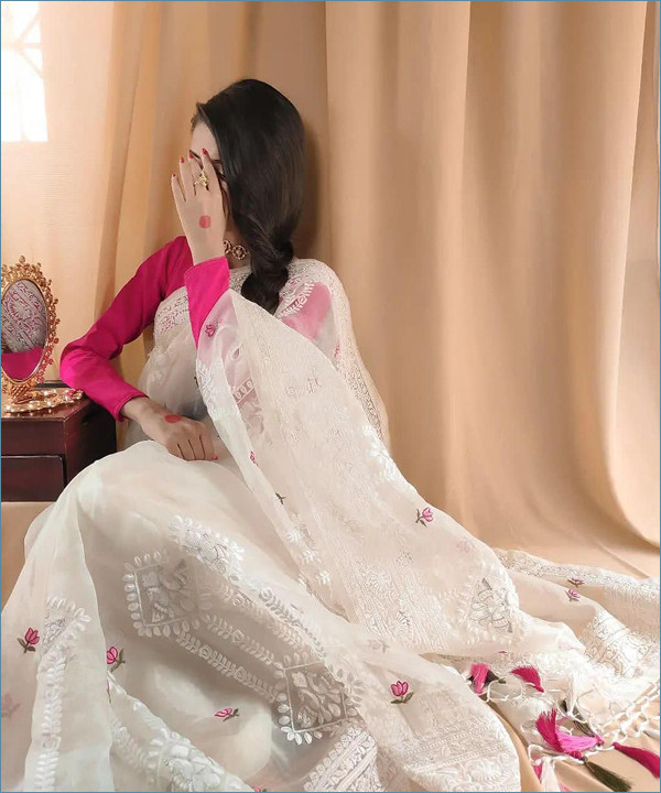 Nazia Luxe Off-White Zari Organza Saree