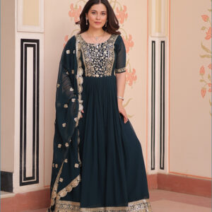 Aarzoo Bloom Luxe Gown Set dark green Colour